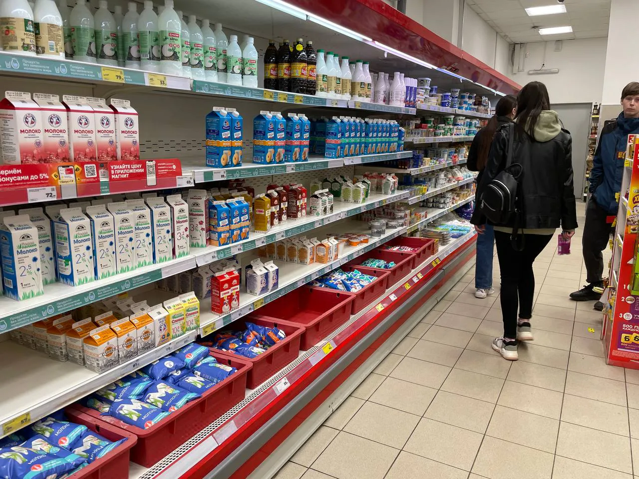 «Не берите даже для блинов»: Росконтроль назвал марки молока, которые лучше обходить стороной