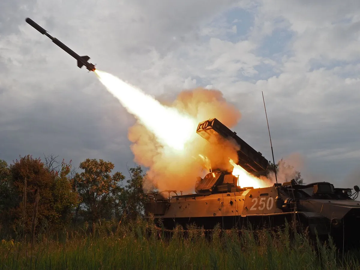 Ювелирная ночная работа ПВО России и падение дронов в Воронежской области