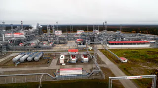 Врио главы Коми поздравил нефтяников и газовиков с профессиональным праздником