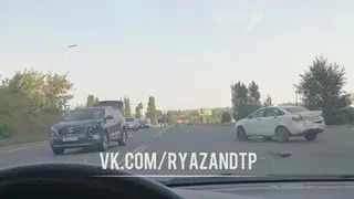 Встретились кореец и русский: на Восточной окружной произошла авария