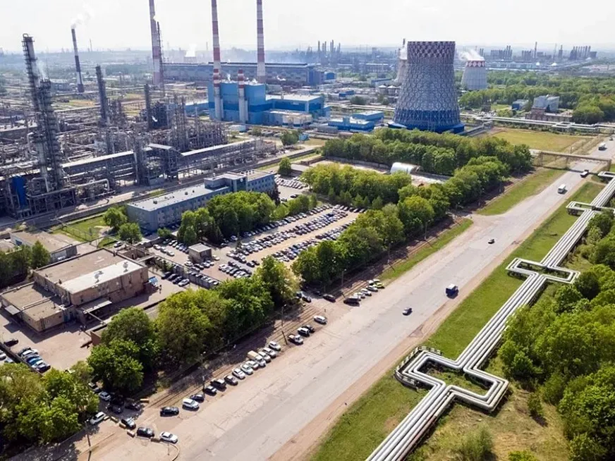 На «Нижнекамскнефтехиме» ожидается временное дымное горение факела