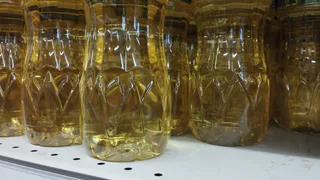 Это масло берите по 5 бутылок: в Роскачестве обнародовали список лучших марок подсолнечного масла