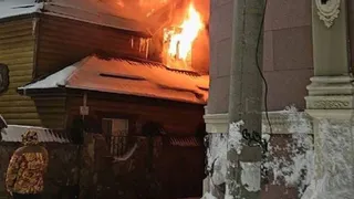 В Брянске почти час тушили коттедж отеля «Гостиный дом»