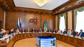 Ростислав Гольдштейн потребовал 100%-ой готовности к зиме: муниципалитеты Коми ускоряются