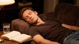 Заснёте за 60 секунд: техника, которой учат в спецслужбах - спасает даже при сильном стрессе