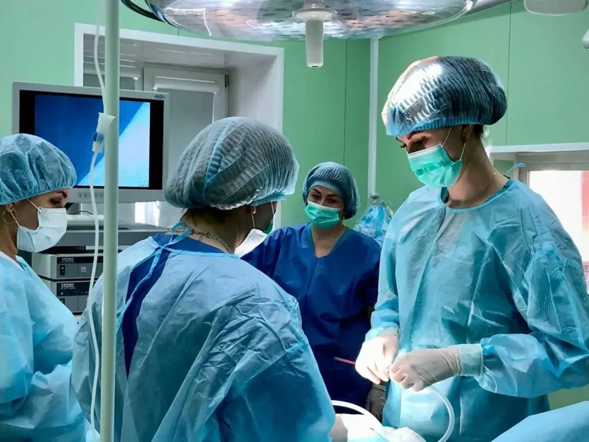 Государство утвердило новые правила слухопротезирования для участников СВО