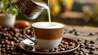 Правда ли, что кофе с молоком более вреден, чем просто черный кофе - запомните на всю жизнь