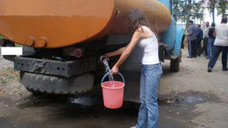 "Жара, мы страдаем": под Рязанью целая деревня вторые сутки сидит без воды