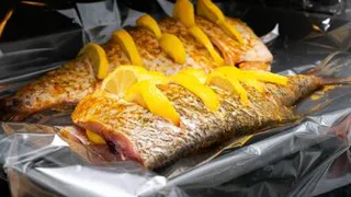 Меню для дачи: рыба, запеченная в аэрогриле