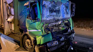 Под Рязанью столкнулись 3 фуры и легковая машина