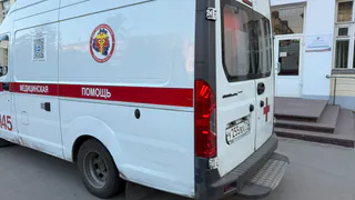 В Рязани мужчина серьезно пострадал при падении с третьего этажа