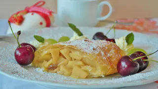 3 яблока, лаваш и 3 минуты времени – идеальный рулет готов: надоевший штрудель и рядом не стоял