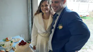 "Все, как в кино" - рязанка, нашедшая своих родителей спустя 20 лет, вышла замуж