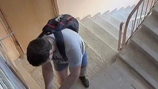 Жительница Рязани рассказала о нападающих на ее квартиру соседях