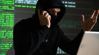 Мошенники стали «воровать» самих пенсионеров