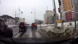 В Брянске Советском районе водитель Ford едва не столкнулся с водителем Volkswagen Touareg