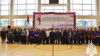 Сотрудники МЧС соревнуются в Сыктывкаре за Кубок Федерации пожарно-спасательного спорта