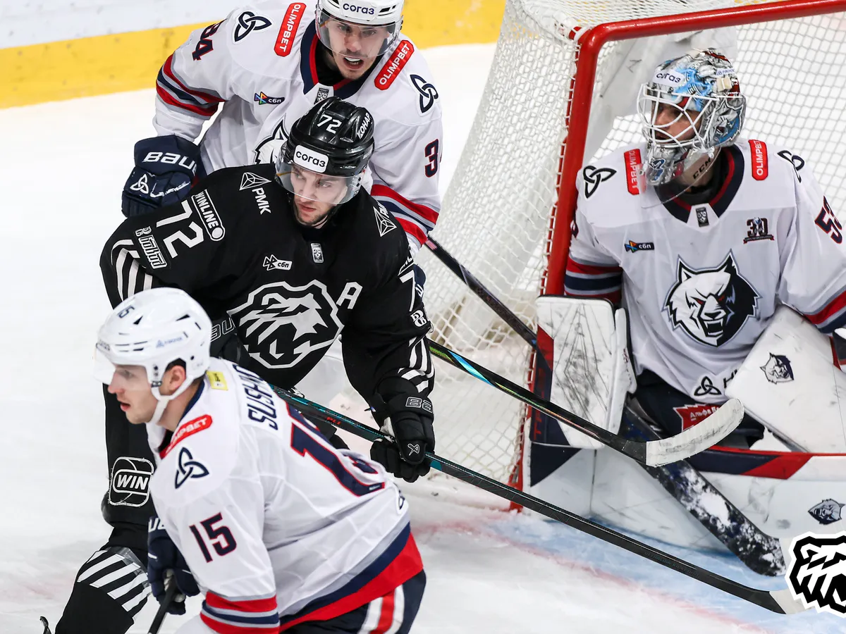 «Нефтехимик» одержал победу над «Трактором» со счётом 4 : 3