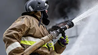 Жители Почепского района помогли отремонтировать пожарное депо