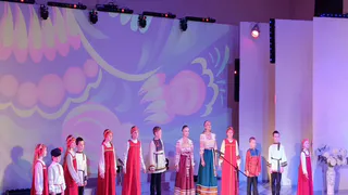 Владимирский ансамбль «Земляничка» выступил на концерте «Дорогим и любимым» в Оргтруде