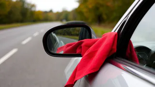 Не трогайте тряпку на машине! Новая схема мошенников - работает безотказно