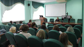 Челябинская полиция учит горожан распознавать аферистов и защищать свои сбережения