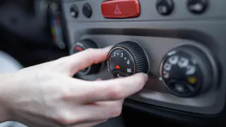 В какой момент лучше включать печку в авто зимой - прогревается в 2 раза быстрее