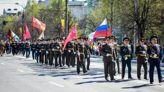 "Поручаю министру обороны изменить график": Путин перенес Парад Победы