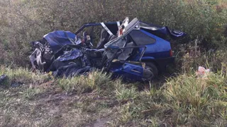 Появились фотографии с места смертельного ДТП под Мглином