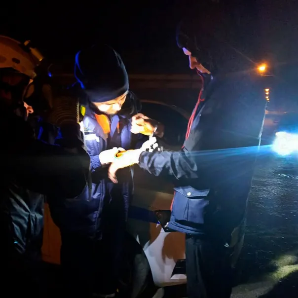 Необычный вызов для магнитогорских спасателей: наручники оказались крепче, чем ожидалось