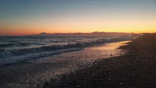 "Кругом одни русские, страшная влажность, домой не позвонить": несколько вещей, которые удивили русскую туристку в Эмиратах