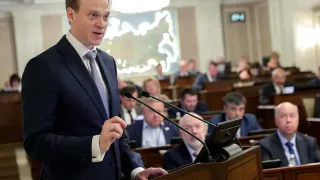 Малков приказал усилить безопасность праздников в Рязани