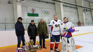 Александр Богомаз принял участие в очередном турнире по хоккею