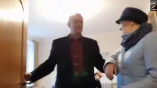 «Вас здесь не будет, ребята»: как почепский глава выгонял граждан с заседания райсовета (видео)