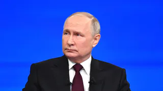 Владимир Путин заявил, что пенсионерам больше не придется платить комиссию при оплате ЖКХ