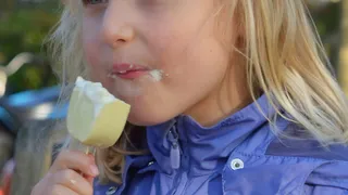 Кишечная палочка, плесень и "пальма": В Роскачестве назвали мороженое, которое ни в коем случае нельзя покупать детям