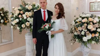 Рязанский ЗАГС опубликовал фотографии первых молодоженов ноября