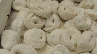 Можно смело покупать – они из мяса, никаких костей и хрящей: Роскачество назвало лучшие марки пельменей