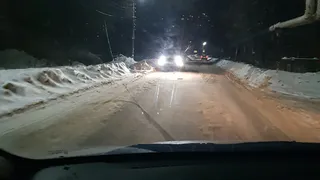 В Железнодорожном районе на проезжую часть упал провод