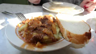 Школьные обеды: 25 тысяч младшеклассников будут получать бесплатное горячее питание