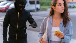 В 900 метрах от дома Скопинского маньяка пытались изнасиловать 17-летнюю студентку 