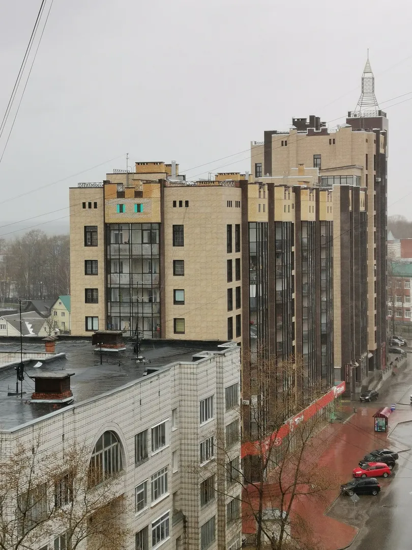 В ближайшие часы в столице Коми ожидаются грозы и усиление ветра