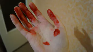 Вернувшуюся с работы рязанку зарезала собутыльница ее мужа