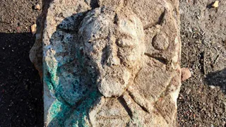 В Рязанской области обнаружили барельеф с изображением Иисуса Христа XII века