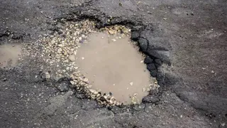 Прокуратура добилась ремонта дороги в Суземском районе