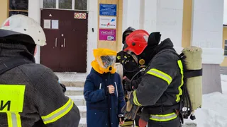 Сотрудники регионального МЧС провели учения по ликвидации пожара в школьном здании