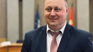 Мэр Озерска уволил ответственную за ЖКХ из-за претензий к работе