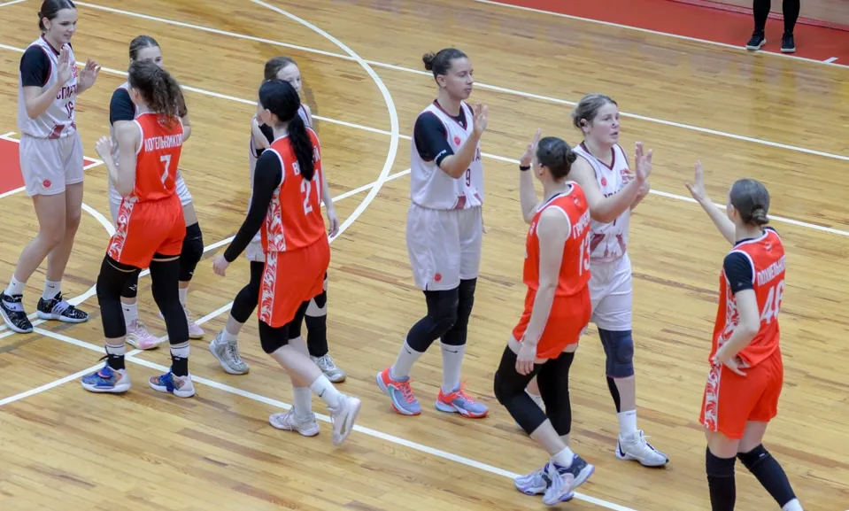 Чем запомнился первый день отборочного раунда Кубка памяти Давида Берлина по баскетболу