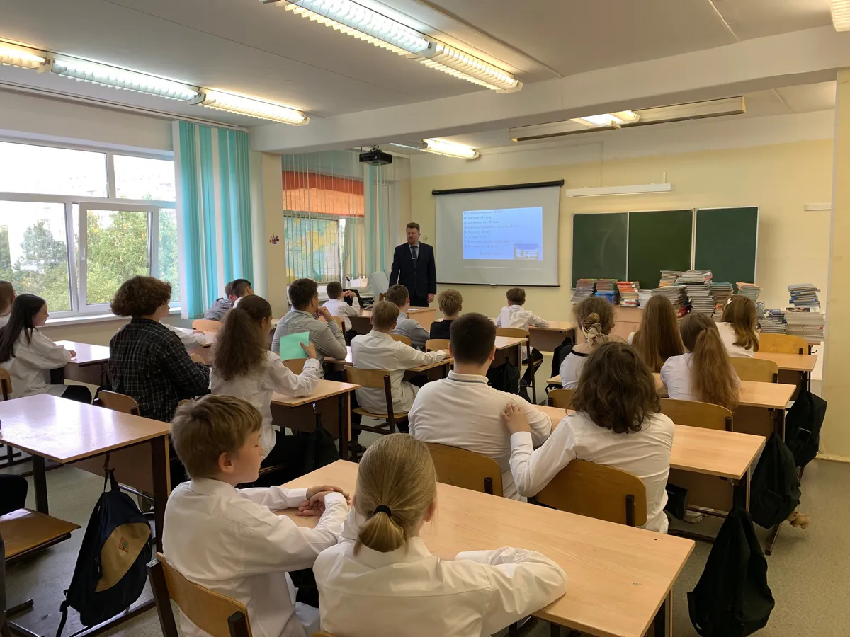 В Челябинской области учителям заплатят по миллиону за переезд в село 