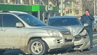 В Рязани возле Радиоуниверситета случилось серьезное ДТП